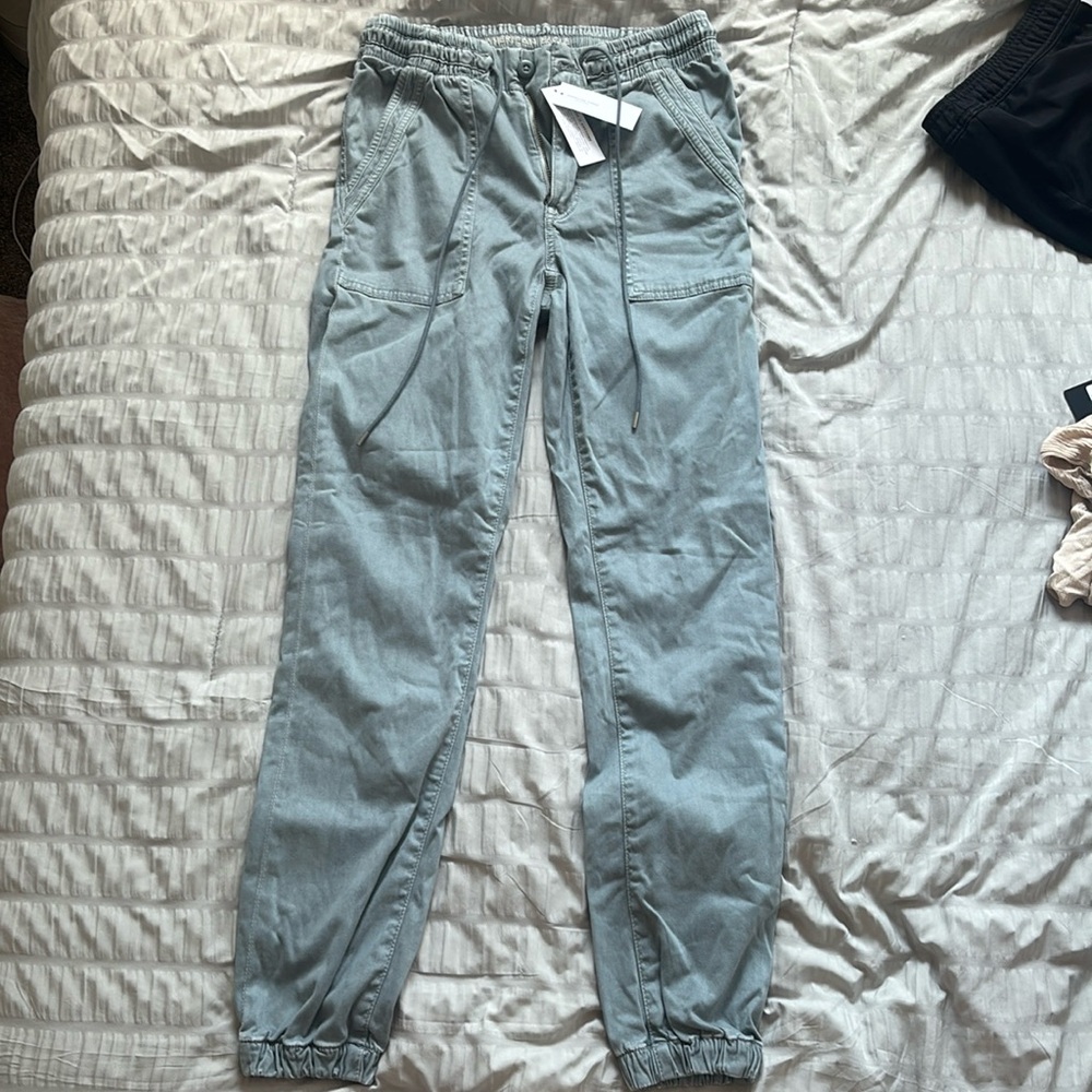 American eagle pants